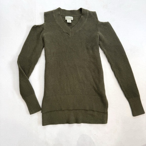 Anthropologie Lucy & Laurel green cold shoulder tunic sweater ❤️ - Picture 4 of 6